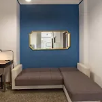 Vatican شقة *